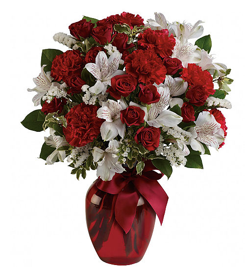 Teleflora's Light of My Heart Bouquet