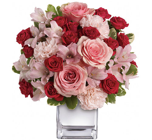 Teleflora s Love That Pink Bouquet VA28TA Canada Flowers